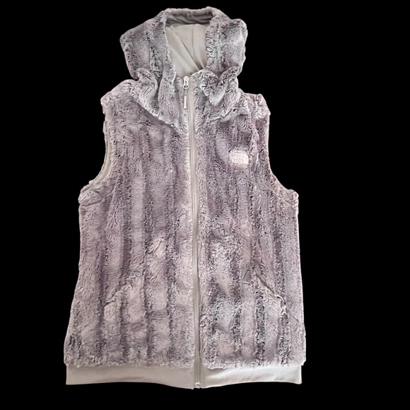 The North Face Jackets & Blazers - THE NORTH FACE VEST PURPLE WOMEN SIZE MEDIUM